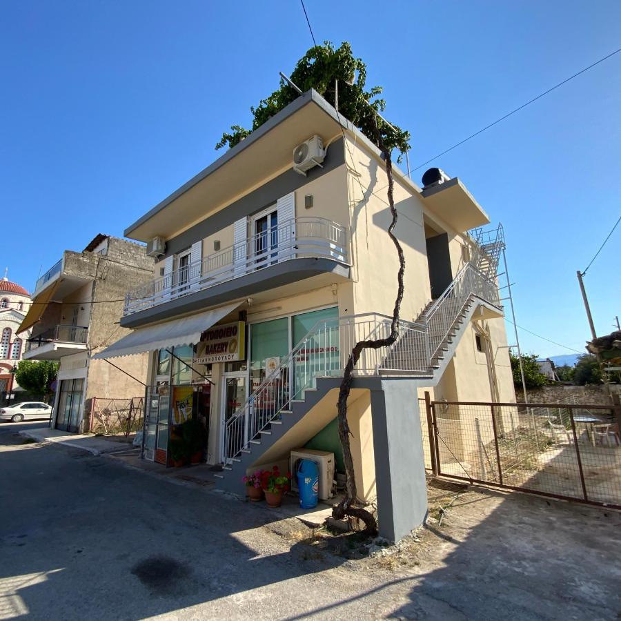 Arktos Motel Nauplia Esterno foto